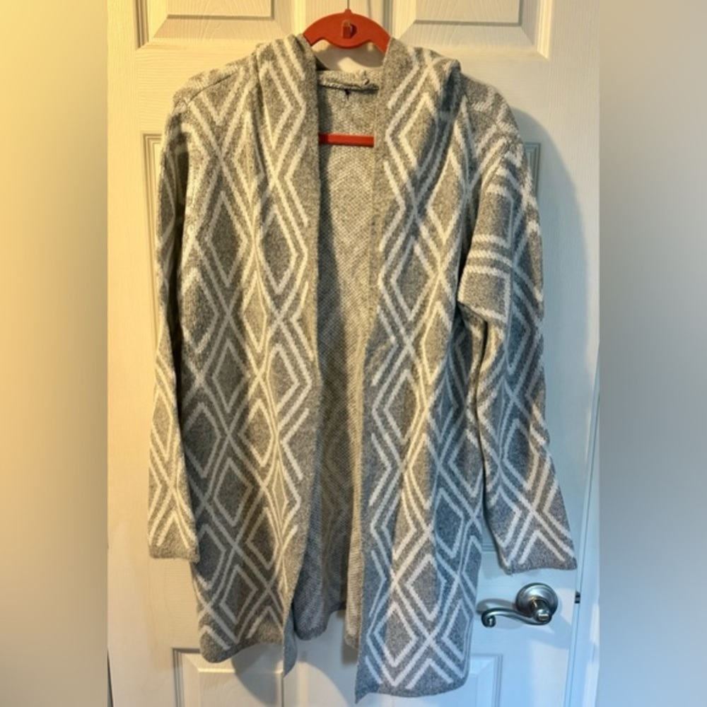 Very Warm Hooded Cardigan